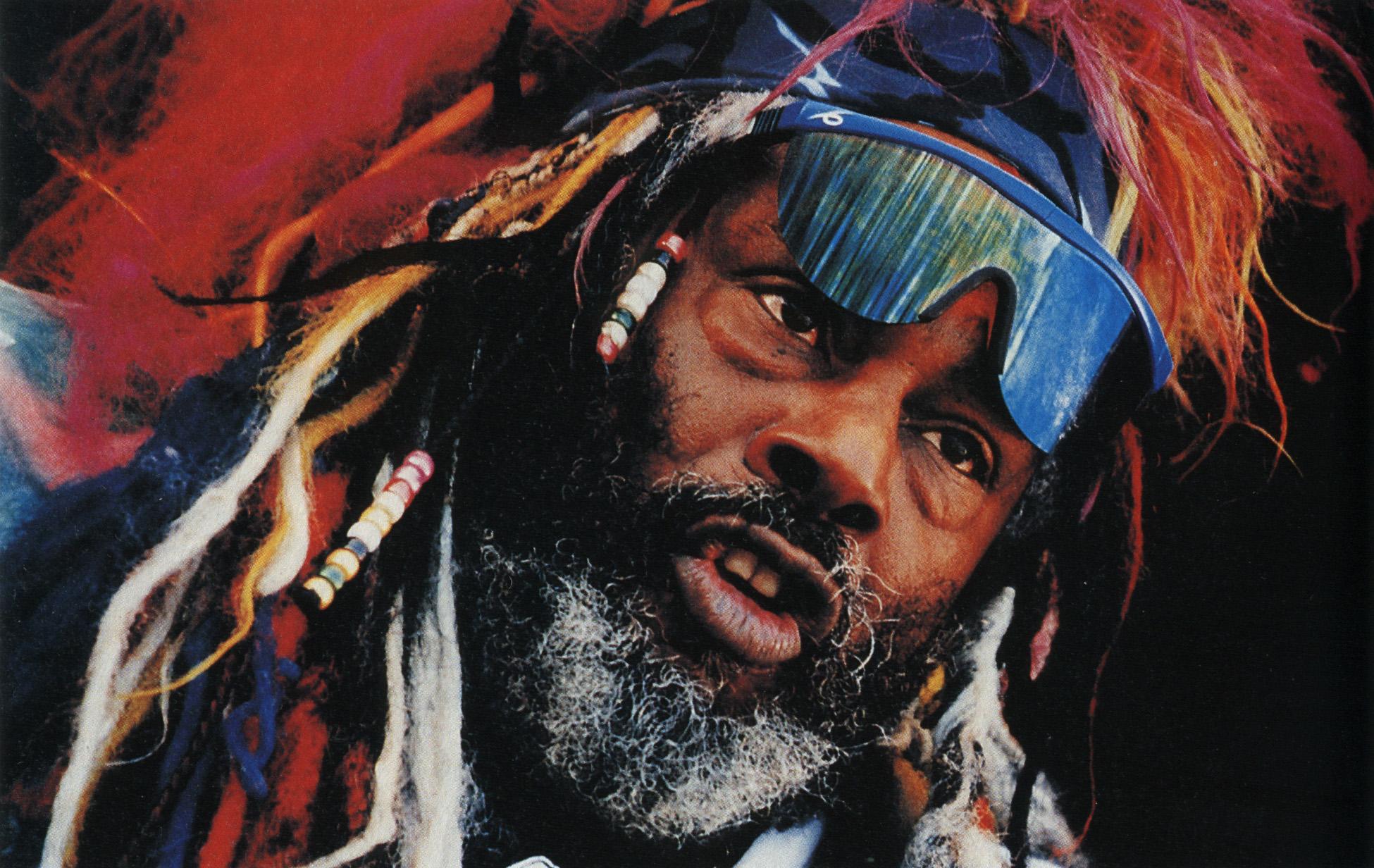 Happy 74th birthday to the \"King of Funk\" Music + videos > 
 