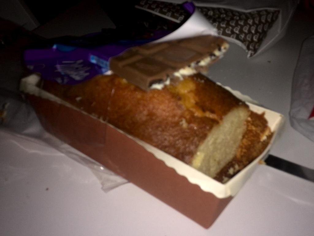 Hoy por levantarme a las 7 de la mñn y estar todo el día trabajando la merienda la voy hacer bien...