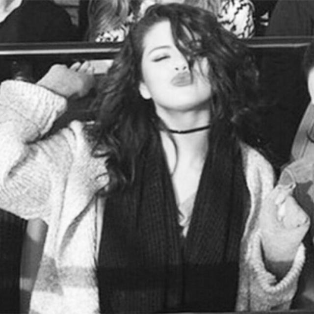 selenagrandeexx's tweet photo. #Happy23rdBirthdaySelena #HappyBirthdayPrinceGeorge 💃💞🎉🎉 http://t.co/7zE2KvgWYr