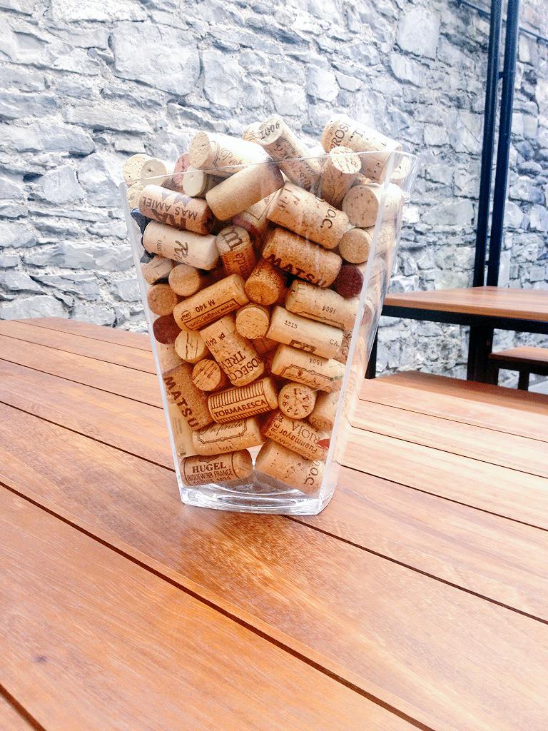 CavernBaggotSt's tweet photo. #GetInvolved - Guess how many corks there are & win drinks for U & 3 friends! You must favourite and RT #CavernComp http://t.co/Jb9CRESVza