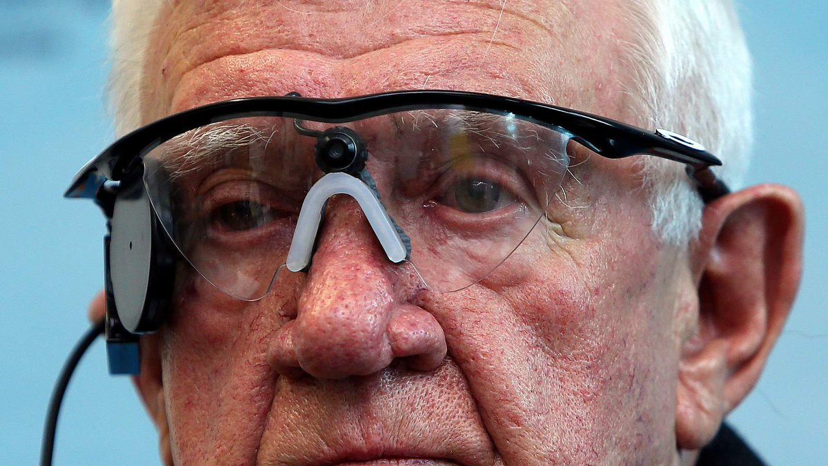 SkyNews's tweet photo. Bionic eye helps man see - even with his eyes shut http://t.co/7p2Ig43M07 http://t.co/6JlY9TDsBe