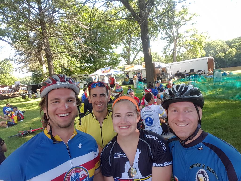 AMKuehl's tweet photo. #ragbrai #alden #teamloneriders #bestdamparty #iniowa http://t.co/l3ulrmzv4l