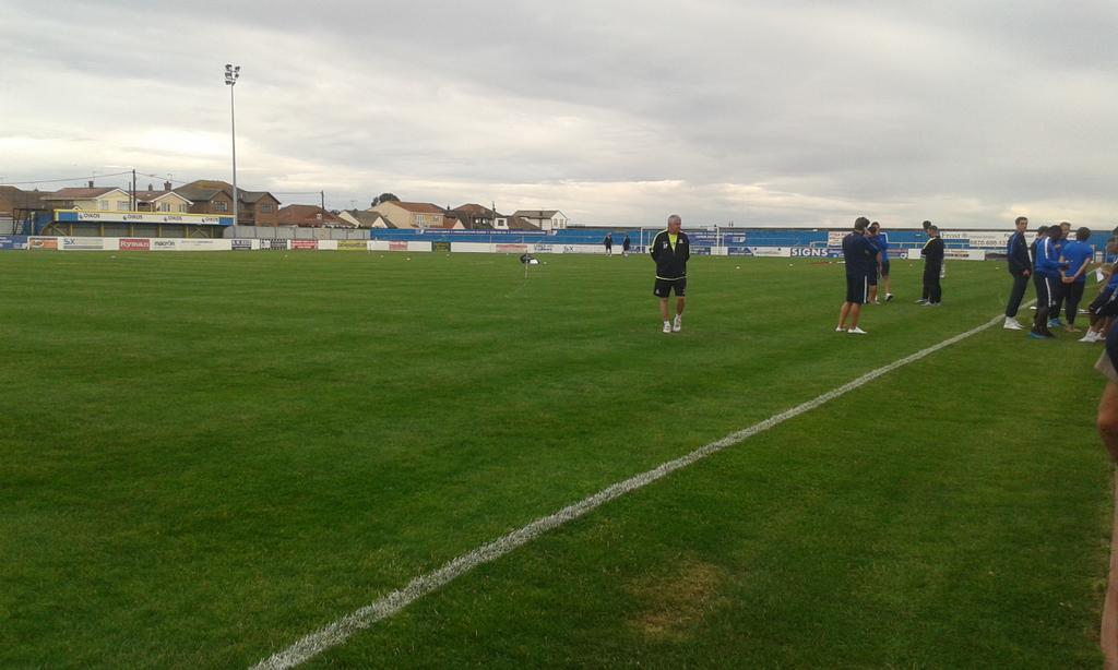SUFCRootsHall's tweet image. We are here at Canvey Island for tonight's friendly game at Park Lane.