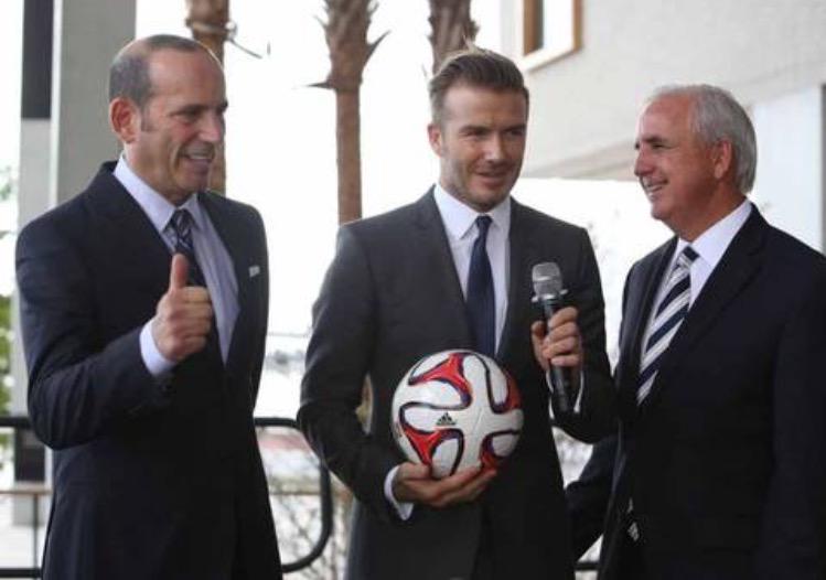 SchwartzMedia's tweet image. David Beckham tells #Miami he CAN build a world-class stadium next to Marlins Park #soccer hrld.us/1MkOY0U