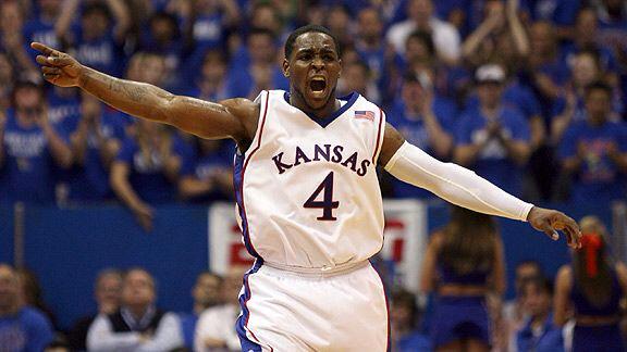 ProblemsKansas1's tweet image. Who had the better college career ? Retweet for Sherron Collins #RCJH 💙 Favorite for Jacob Pullen #EMAW 💜