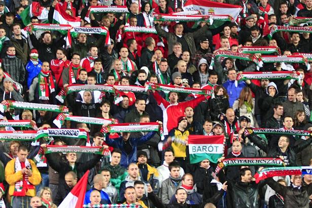 HUNGARYFOOTBALL's tweet photo. Magyarország-Románia: augusztus 3-án már kaphatóak a jegyek
http://t.co/RB4cqHEFit http://t.co/Vw7T5uMT4k