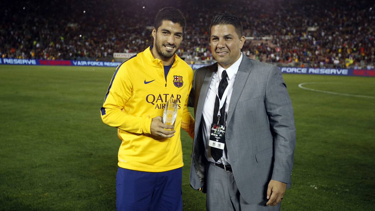 Suarez With MVP Award Against LA Galaxy