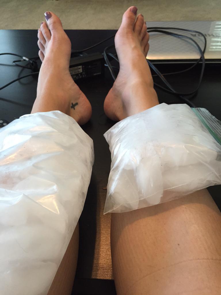 I do practice what I preach! #marathonlife #chicagomarathontraining #ATlife #shinsplintssuck #ice