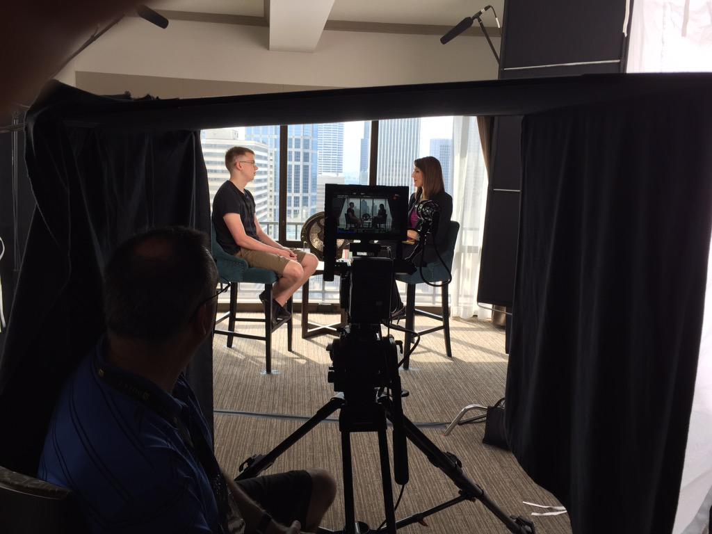 CKieJEDUwAA4VU4.jpg:large