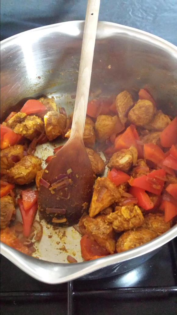 sarah_maltman's tweet photo. My house smells like @PapaGanoush1 which is #amazing. Shawarma stew #experimentalcook #workperks http://t.co/ZBruuoAXIW