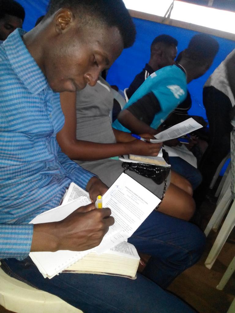 CFi_FUTA1's tweet photo. Today's bible study topic is "TALENT"
God has put a gift or talent in every person that will make us find fulfilment http://t.co/n5MZ5mcqvA