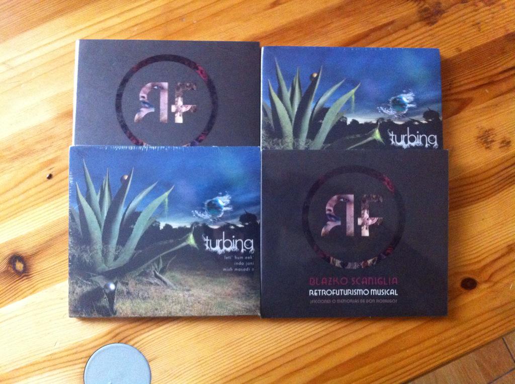 ntolerancia's tweet photo. Nos gustan que escuchen nuevas propuestas esta semana regalaremos alguno de estos discos en los pedidos de @Kichink http://t.co/heikdsIR2o