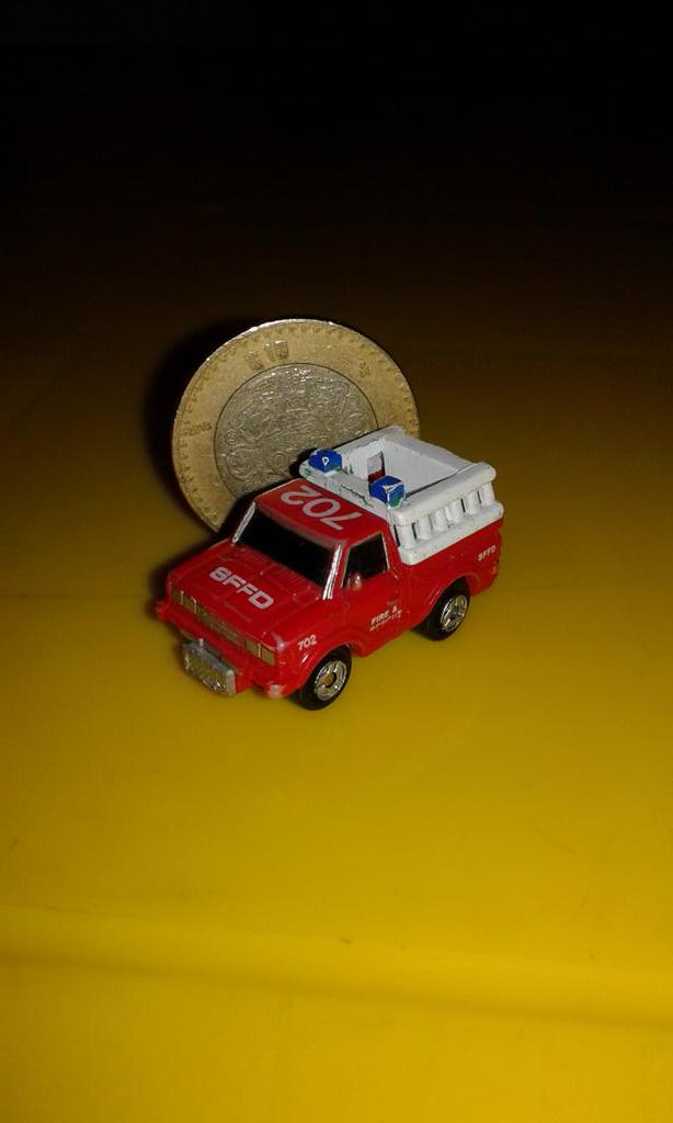HotweelsC's tweet photo. Nuestros micro machines http://t.co/VWM3OHQSox