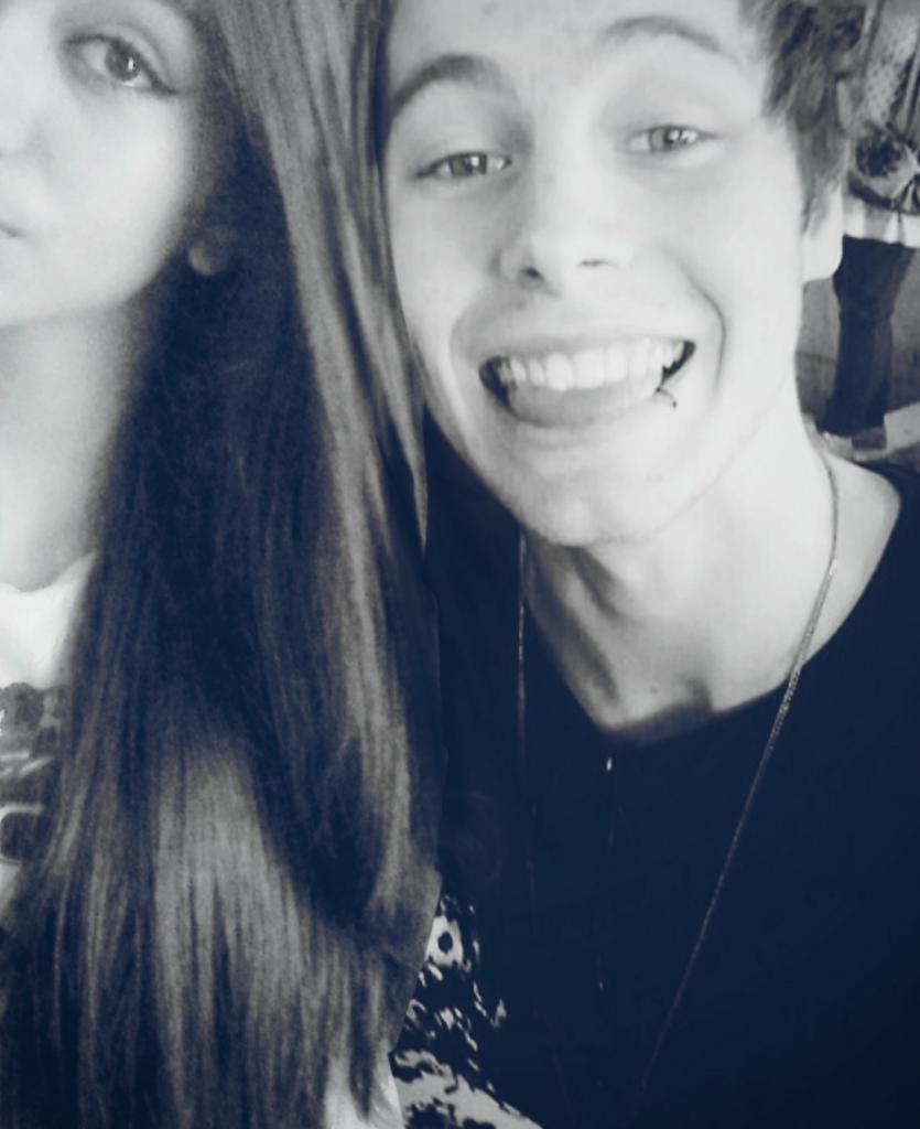 mgcthekittyboy's tweet photo. Hi guys! I make manips. If anyone's interested, tweet or DM me! Here's one I made for a friend (: http://t.co/LCnCTUO3Gd
