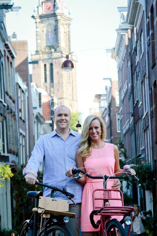 AptTherapy's tweet image. The "Just Moved In' Checklist of New Neighborhood Places to Find Fast on.apttherapy.com/GVuGHM #SettingUpHome