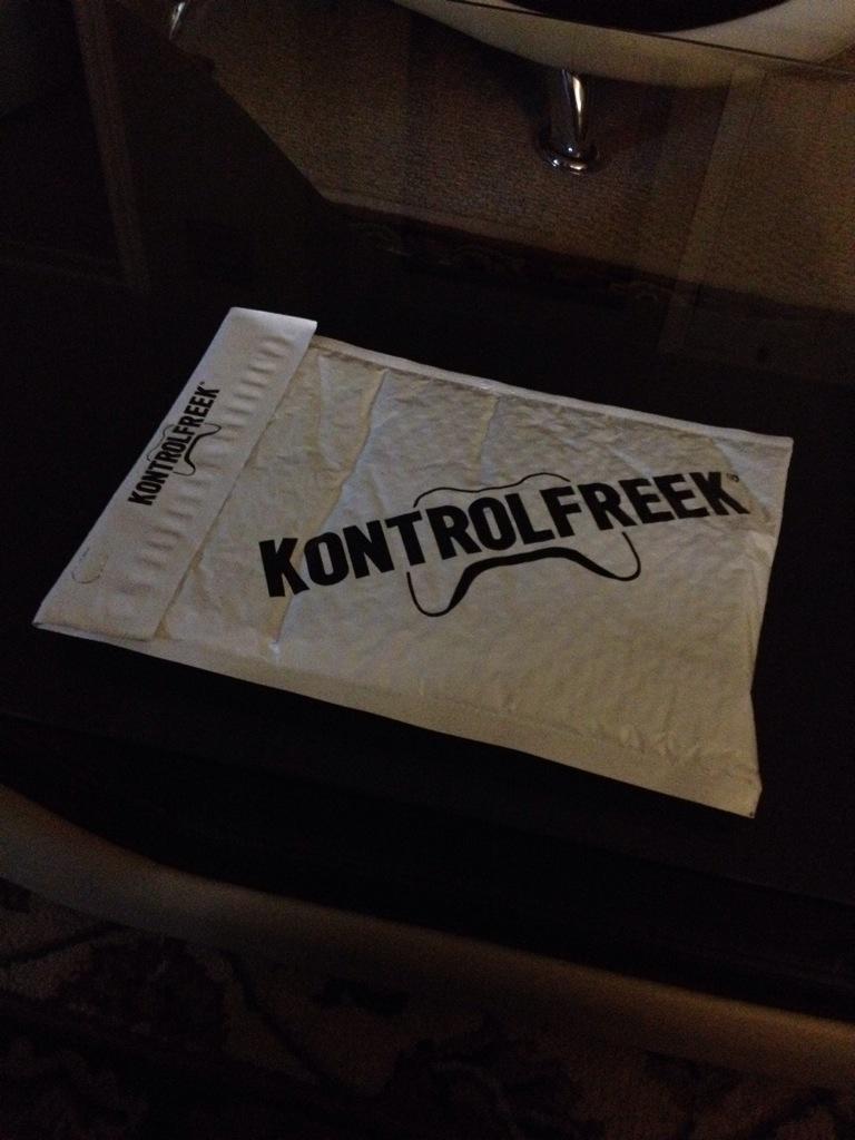 FaZeIsEnding's tweet image. Got them today 😍