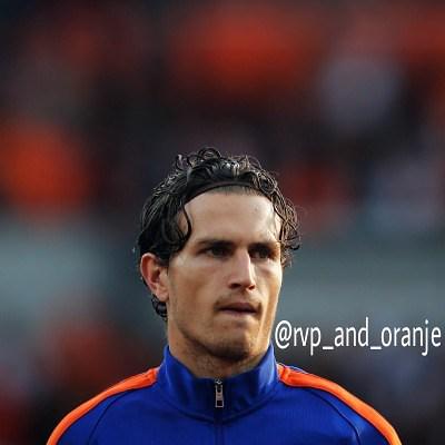 And this man turned 26 today! Happy Birthday Daryl Janmaat!
\----
En deze man is vandaag 26 