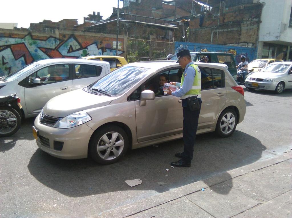 Consolidado del nuevo Pico y Placa en el día de hoy  32 educativos y 12 sancionatorios