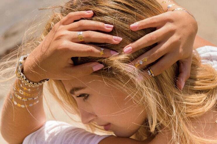 ToponeChoice's tweet image. Tattoo Sticker Metallic Gold Silver Waterproof Temporary Body Art - See more toponechoice.com/tattoo-sticker…