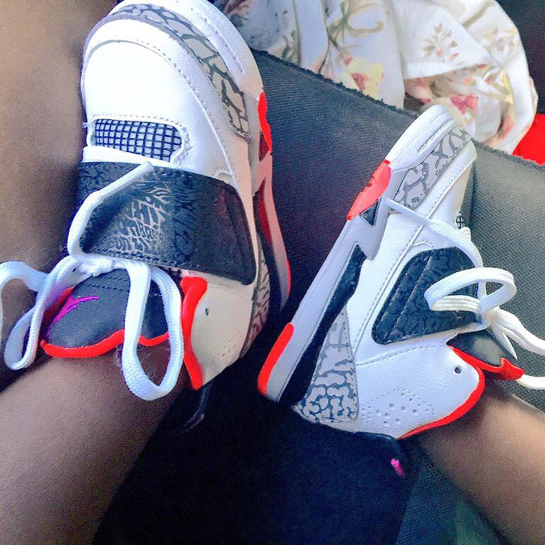 Chantelyyyy's tweet image. Son Son Shoes ❤️😍 #NewJs
