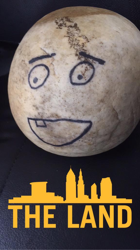 DwayneZeRock's tweet photo. We Made It #TheLand http://t.co/41a5Eu1TqV