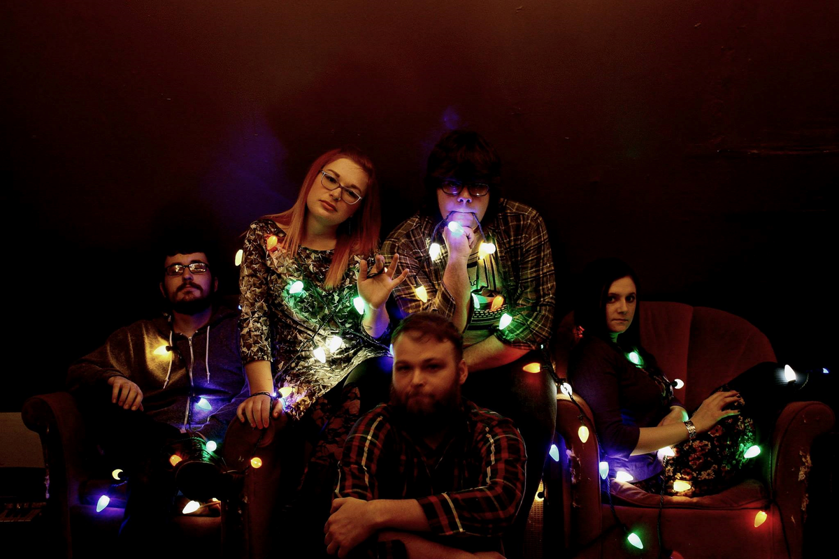 FrostvilleMkt's tweet photo. @LTTG_Music returns this weekend!  Check out their website, or better yet, Go Fund them at http://t.co/cfqUurLdHT! http://t.co/ZzV4r4EBju