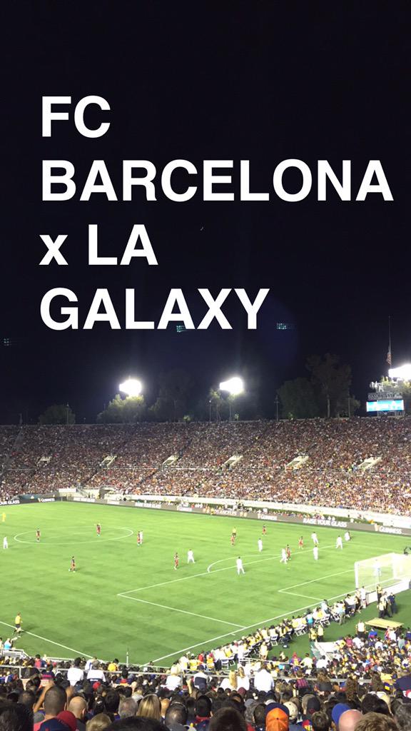 MandoFresko's tweet photo. Watch my story from last night's #LAvFCB game. 93,000+ screaming fans! @LAGalaxy @FCBarcelona
Snapchat: MandoFresko http://t.co/TcOB1tntiI