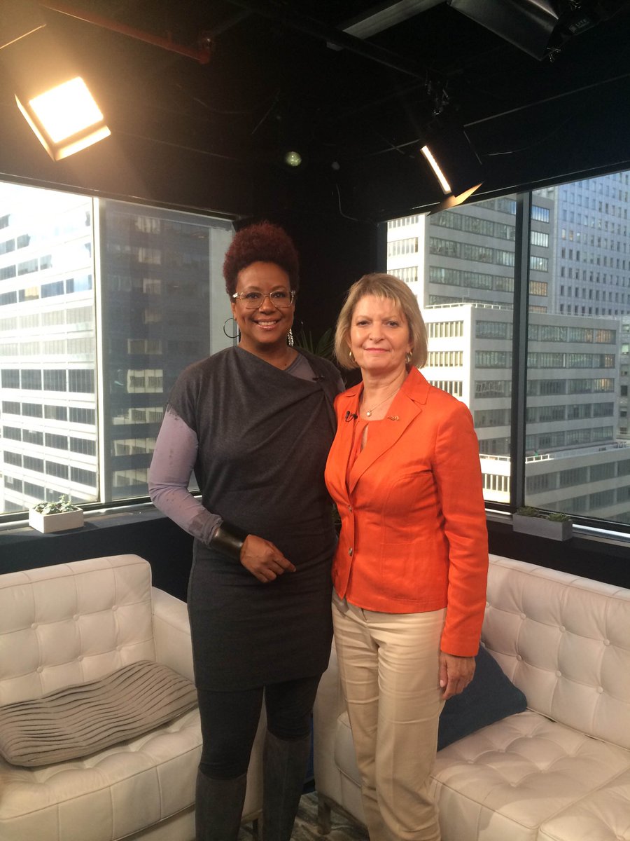 NewYorkBBB's tweet image. BBB CEO @ClaireBBB just wrapped up a great conversation about #IDTheft with @harriettecole! #TheRootLive @TheRoot
