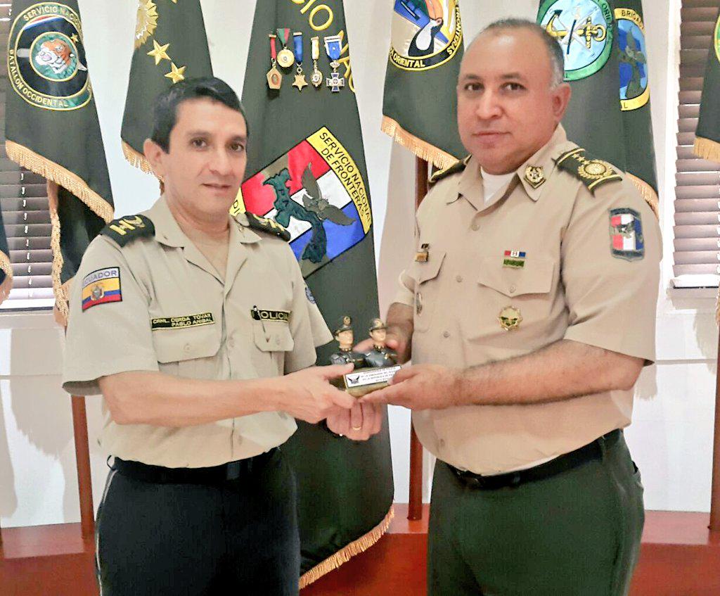 Nuestro Subdirector Cristian Hayer recibió la visita del Coronel Pablo A. Cerda T. de la Policía de Ecuador