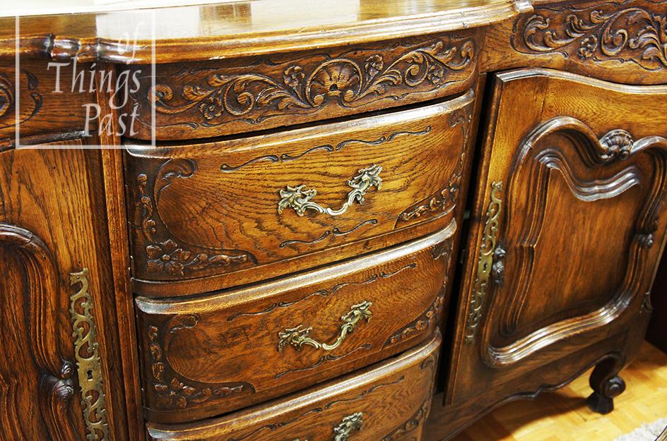 OfThingsPast's tweet image. Cabinet, marble top, 3 drawer, 3 drawer, ormolu | item 16998-9 | #consignmentfurniture #interiordesign #onefinehome