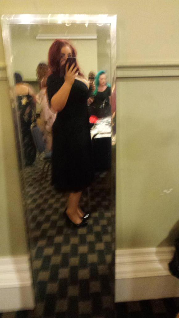 OohlaElle's tweet photo. Dresses created for curves by
@MonroeKnowsUK
Thank you for letting me model your beautiful dress #stylexl http://t.co/VrVEdm8JXa