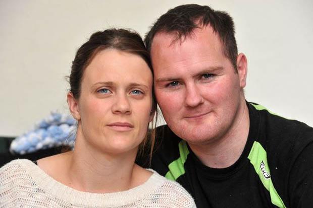 Man praised for saving mother and daughter from house fire - bit.ly/1fn0QCz