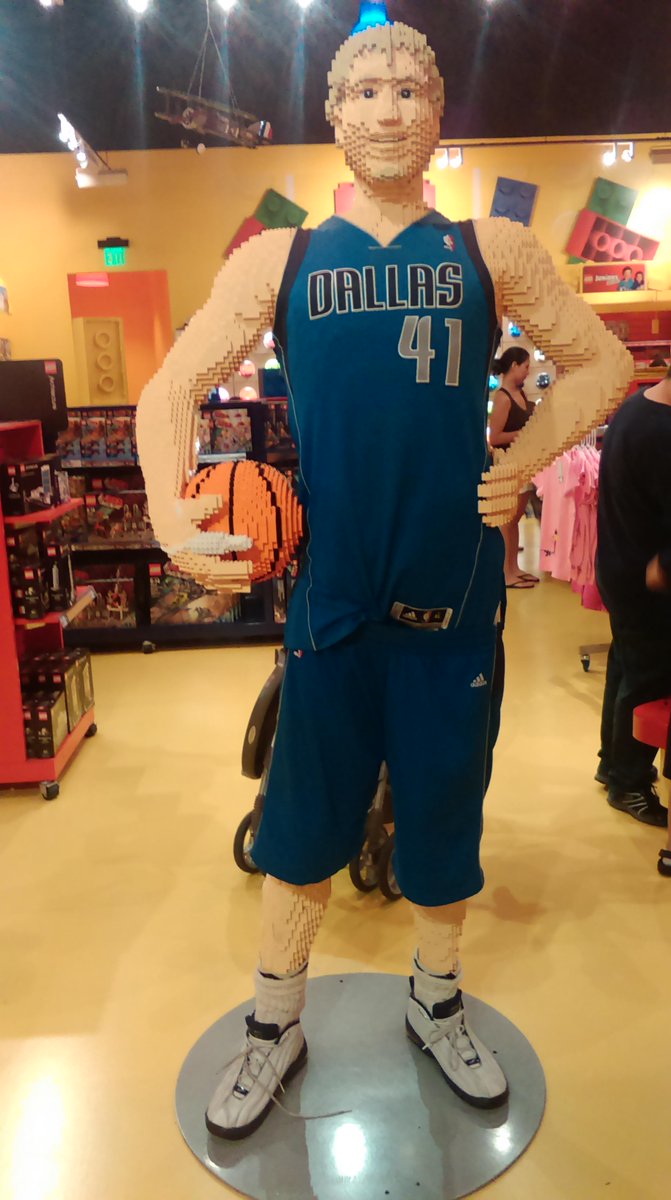 Lego Dirk. <a href="/mavhorns/">Robert Pippins</a>