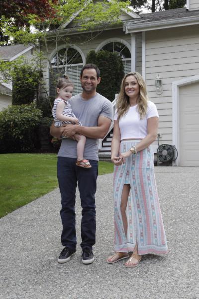 CelebrityWifeSwap - Jason & Molly Mesnick - Bachelor 13 - Discussion - Page 47 CKjVTYOUMAAc7P5