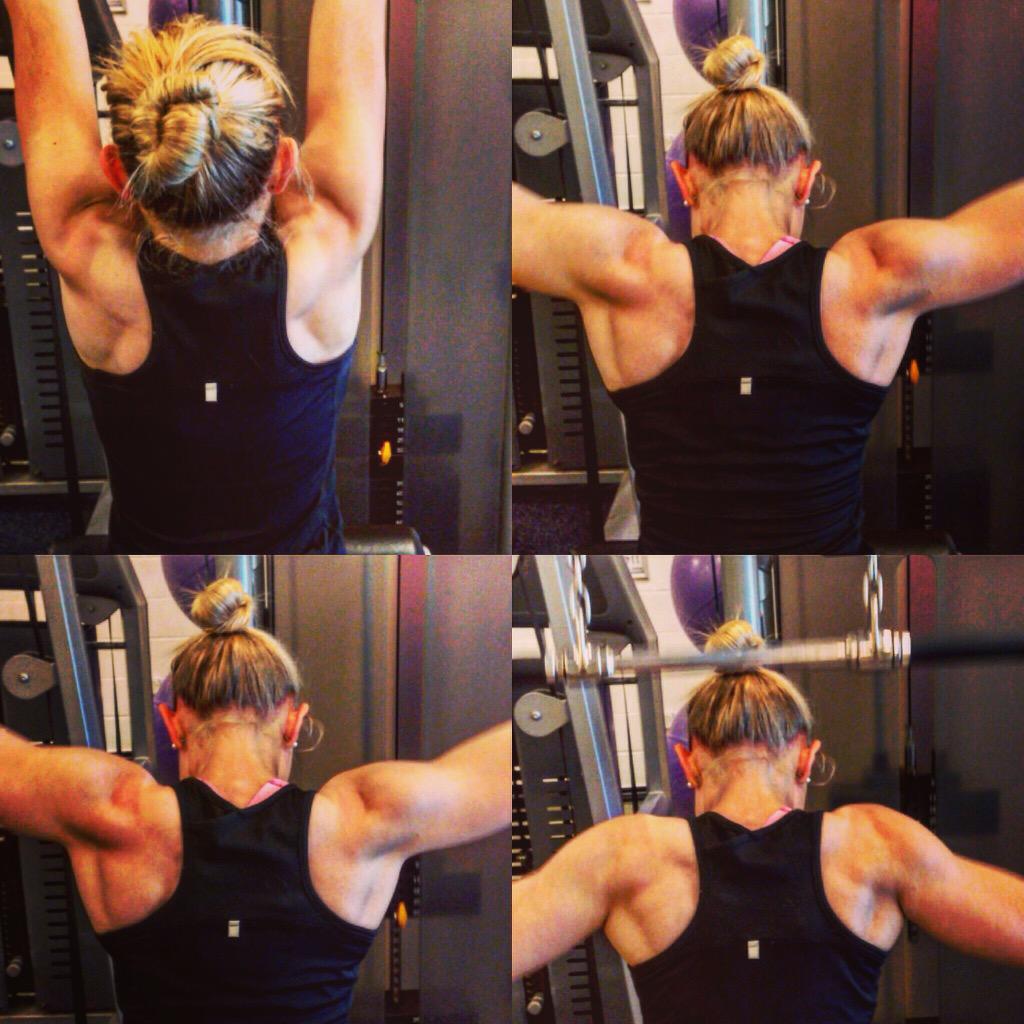 CristiListy's tweet photo. @HenchNutrition @GoNutritionUK @lucysewell_01 @AssaultGear28 @SamWhiteoak @StephMcnally @Caerdydd_78 @MuscleMousse 💪 http://t.co/W1MNQHKGcs