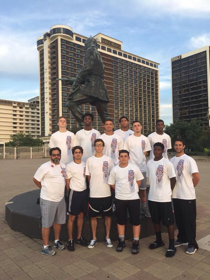 rmfmagazine's tweet photo. #AAUShowcase
S/O to ESBA- Rodriguez (17U) they drove 17hrs to make it to Louisville to rep SFLA @AAUHoop
#RMF http://t.co/FsShpprsW2