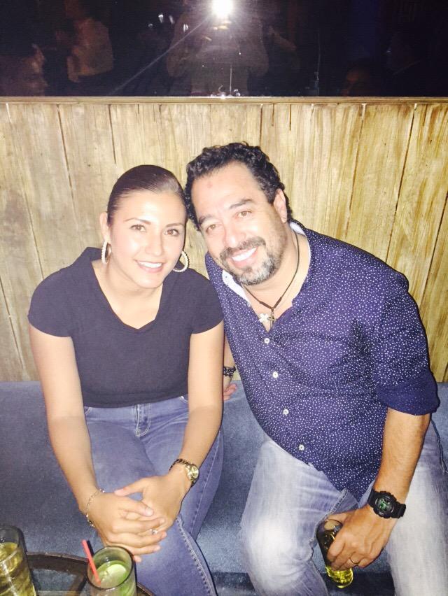 MPerezhuerta's tweet photo. @laparrandaoax#Amigos de guerra de chistes en La Parranda! http://t.co/WDTNUyz0Lx