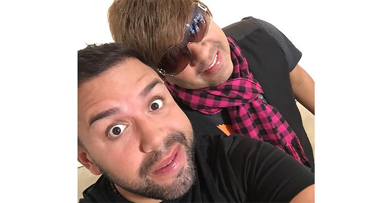lamegapr's tweet photo. .@Moluskein y @YoyoFerran se apoderan de Inglaterra http://t.co/zvbV0E9E3E #CheckInShow http://t.co/xmiMbPzqup