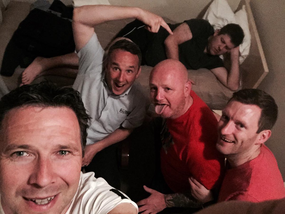 realhmc's tweet photo. Man down. #thebear http://t.co/mqYWZ93Wgo