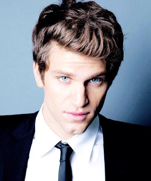 HAPPY BDAY TOBY AKA KEEGAN ALLEN    