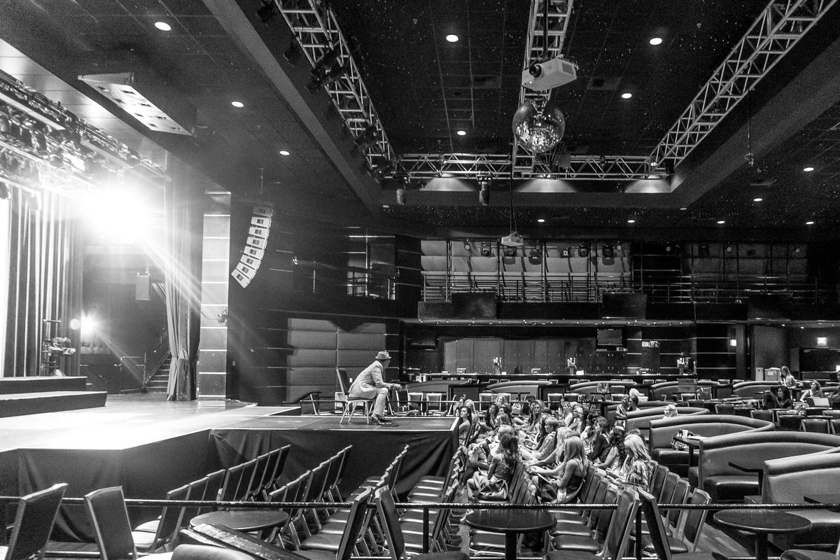 mrsuspageant's tweet image. So excited for finals! Tonight we will meet, the new #mrsunitedstates2015 @southpointlv @Rain_Cosmetics #gomrsus