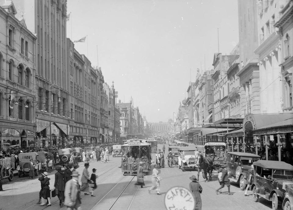 Australia Remember When - “Bourke Street Melbourne, as I remember it in the  1960s. It's changed so much since then.” Remember growing up in the  Melbourne of old? They were good days