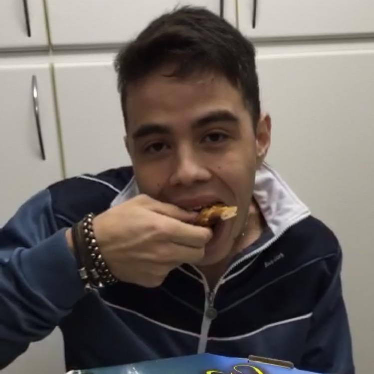 gusrochaa's tweet photo. KKKKKKKKK Q LINDO, LINDO, TA LINDO @tulioorocha_ http://t.co/lEW3m5H4Ig
