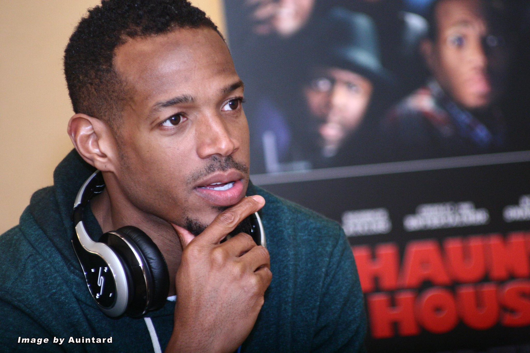 Happy Birthday to Marlon Wayans, who turns 43 today! 