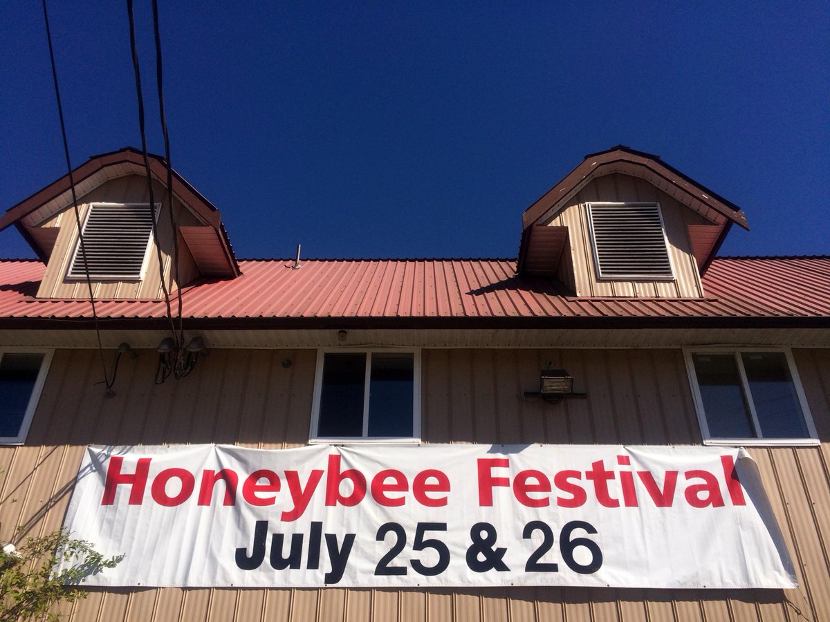 HoneybeeCentre's tweet photo. Only TWO more days until #HoneybeeFest15! In case you haven't noticed... #FREE #fun #beebeards #hivedemos #HBC http://t.co/iLCnBU9k4O