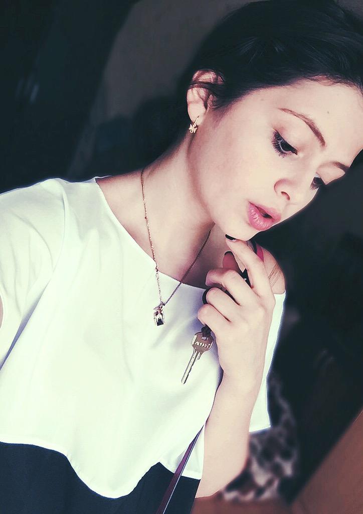 karina_08_'s tweet image. Insomnia