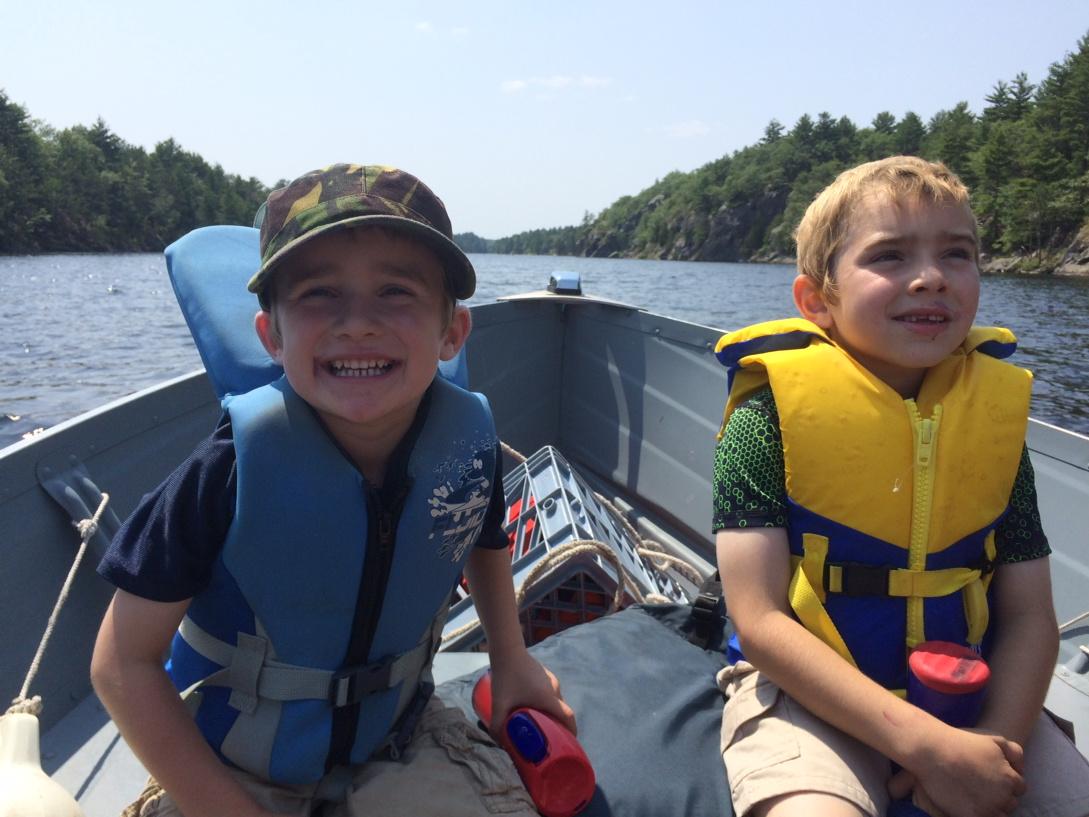 rawnpatrick's tweet image. Couple kids ready to smash some bass in the kawarthas