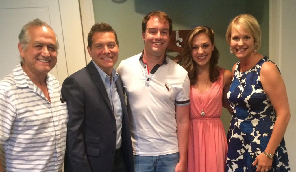 EScobleMusic's tweet photo. Amazing Masterclass! @LauraOsnes @MichaelFeinstei @TomAlvarez1 #Songbook2015 http://t.co/DqPwR3R9to