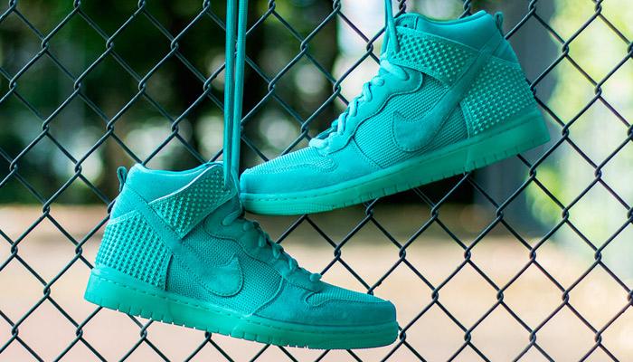 KicksDeals's tweet image. New 'Light Retro' Nike Dunk CMFT PRM release is available for $120 with FREE shipping. ow.ly/PXVlV