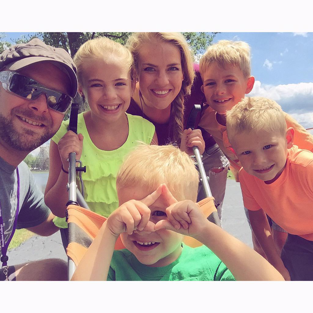 find_ch's tweet image. Favorite picture of the day. Family. #KB2015 @KingdomBound